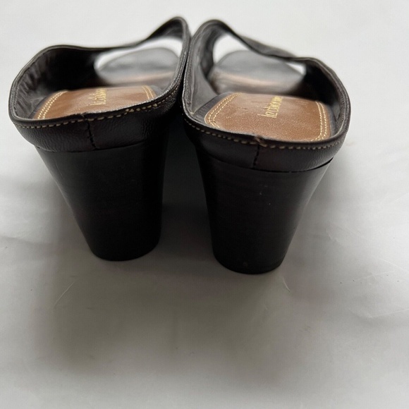 Liz Claiborne Shoes Slip on Mules Size 8 Brown Leather Block Heels Peep Toe - Picture 6 of 9